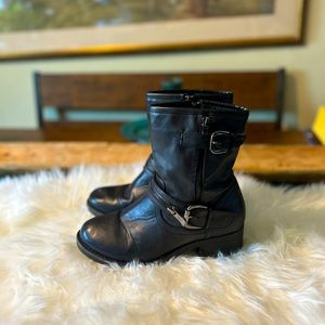 Leather Ankle-boots by Modern Rush